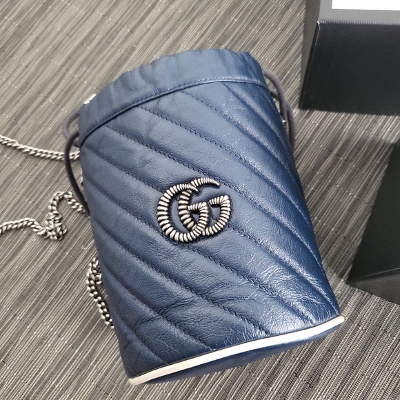 [SOLD] Gucci limited edition bucket bag - Picture 15 of 16